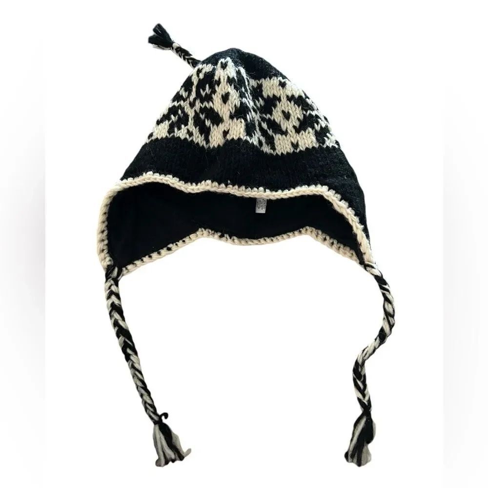 100% wool with fleece lining beanie with ear covers from Nepal
